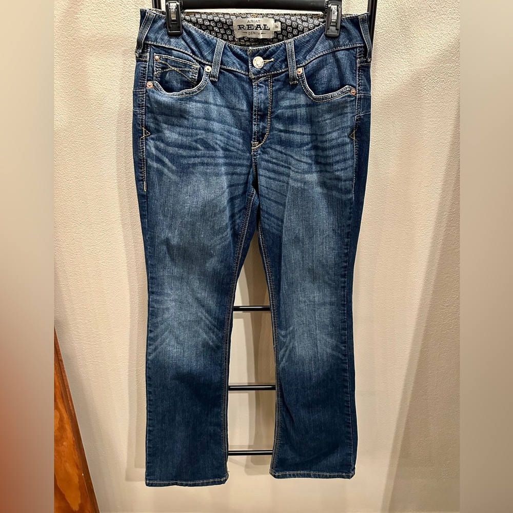 Like NEW Women’s Ariat REAL Perfect Rise Boot Cut Jeans (30 Regular)